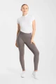 XU5M5_716_03.webp